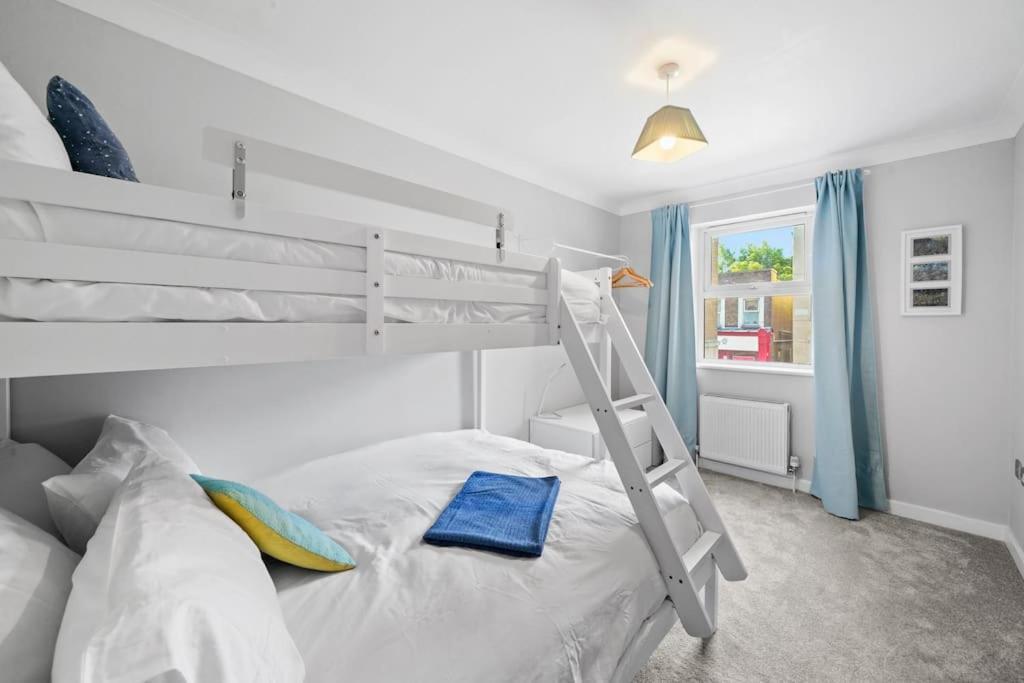 Modern Apartment Near Old Town With Parking Margate Exteriör bild