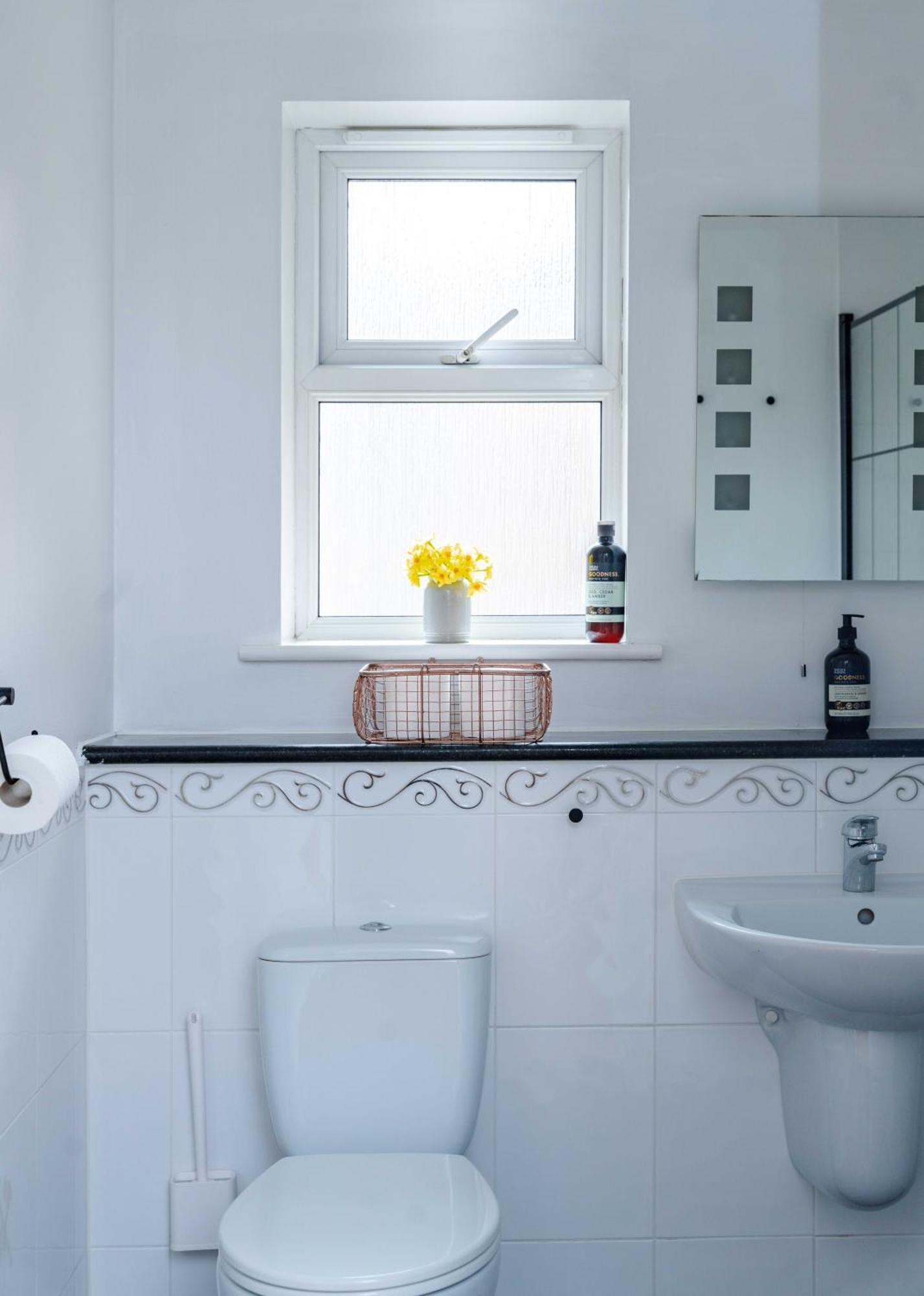 Modern Apartment Near Old Town With Parking Margate Exteriör bild